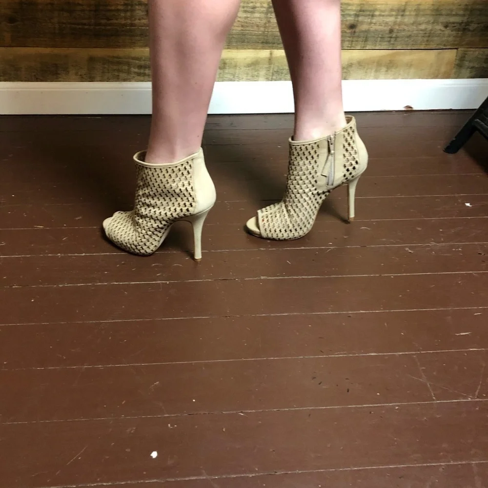 Gianni Bini, ankle top dress heels, Worn once - Picture 5 of 10